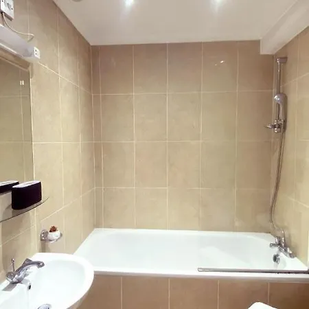 Kings Road Retreat - Affordable Serviced Apartments In Chelsea London Exterior photo