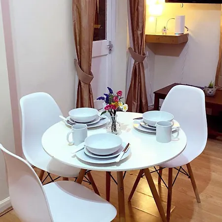 Kings Road Retreat - Affordable Serviced Apartments In Chelsea London Exterior photo