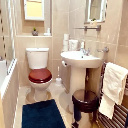 Kings Road Retreat - Affordable Serviced Apartments In Chelsea London Exterior photo