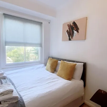 Kings Road Retreat - Affordable Serviced Apartments In Chelsea London Exterior photo