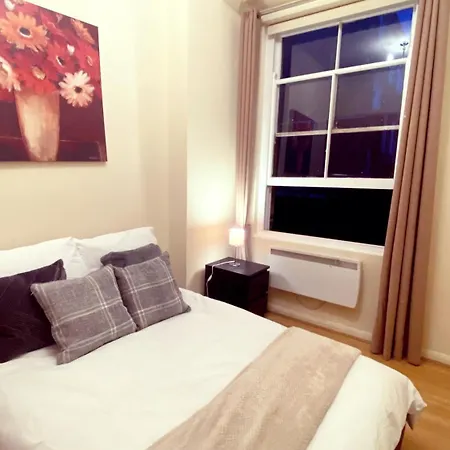 Kings Road Retreat - Affordable Serviced Apartments In Chelsea London Exterior photo