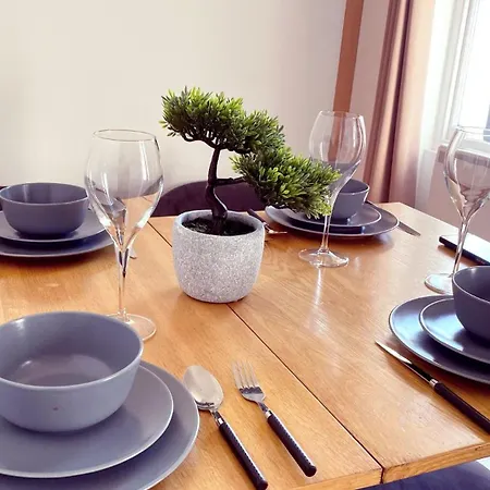 Kings Road Retreat - Affordable Serviced Apartments In Chelsea London Exterior photo